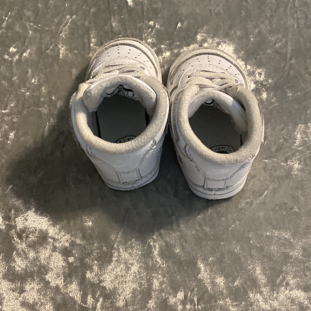 Infant Air Forces - Picture 3 of 5